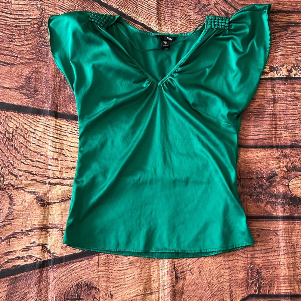 H&M Vibrant Green Blouse with‎ Shoulder Detail